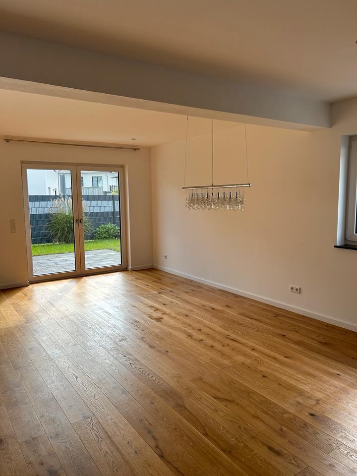 Schöne Doppelhaushälfte mit Garten in Rimbach