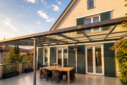 Haus Weinheim - 8 Zimmer, 262 m&sup2;, 3.100&euro; | Angebot:26403703