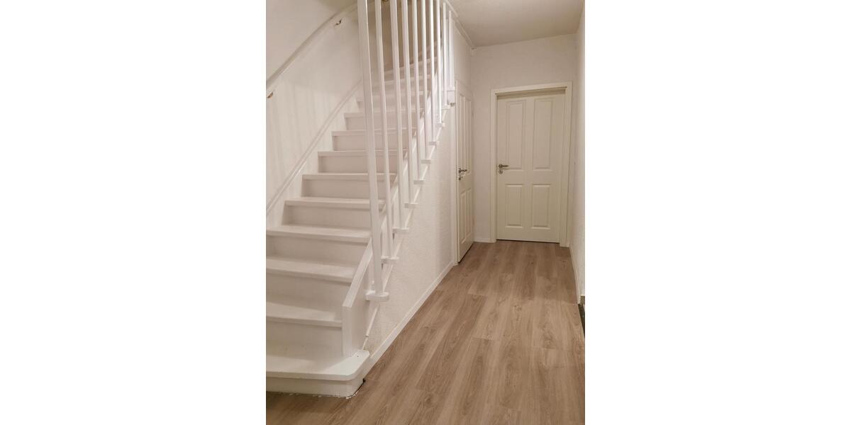 Maisonettenwohnung Schifferstadt - 4 Zimmer, 110 m&sup2;, 1.000&euro; | Angebot:26341522