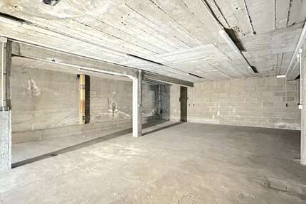 Halle in Mannheim 370 € 50 m² zimmer