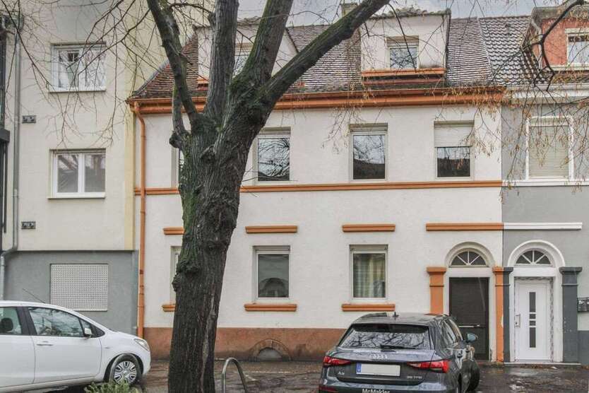 Haus zum Kaufen in Frankenthal 429.000 € 153.27 m²
