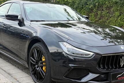 Maserati Ghibli 37.000 km 52.900 € Weinheim 69469