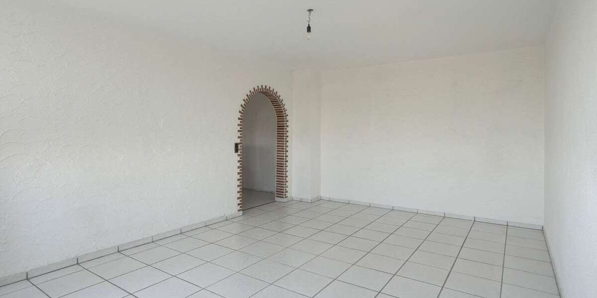 Etagenwohnung Ludwigshafen Edigheim - 4 Zimmer, 106 m&sup2;, 199.000&euro; | Angebot:20225166