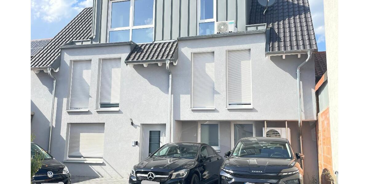 *** Ein gepflegtes Zuhause in ruhiger Wohnlage *** - Dachgeschoßwohnung Forst Landkeis Kalsruhe | Angebot:27212590