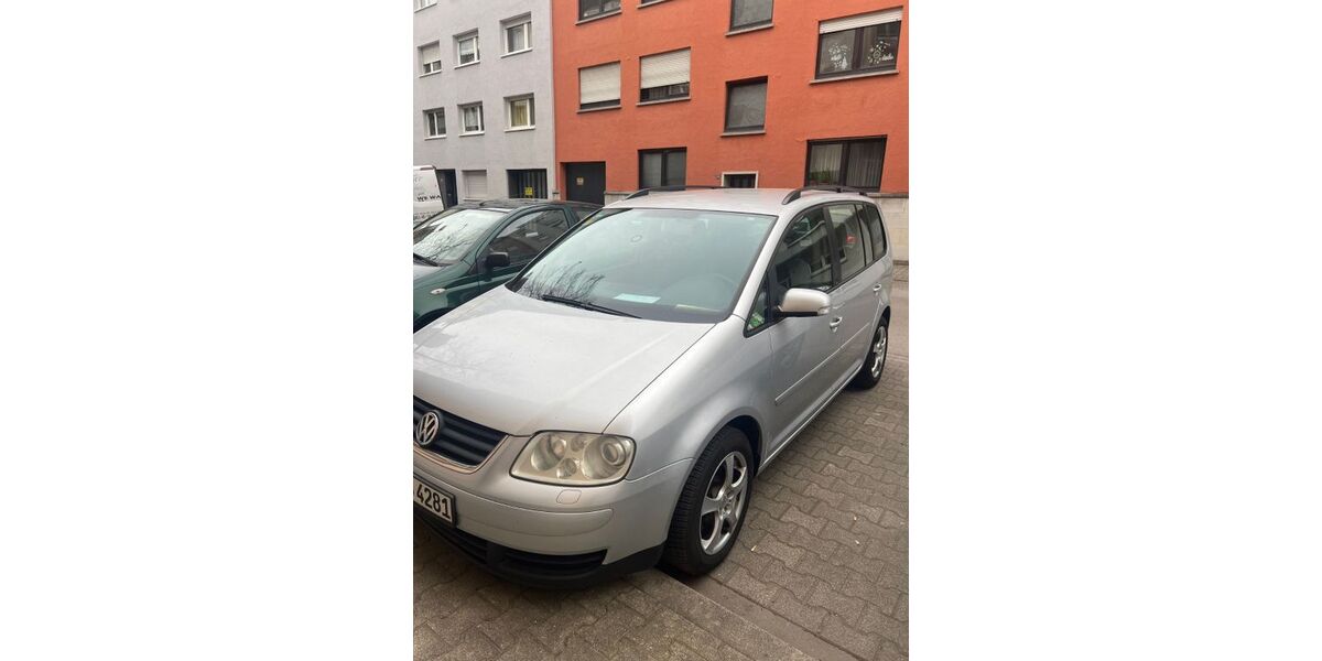 VW Touran 252.000 km 2.500 &euro; Mannheim 68163