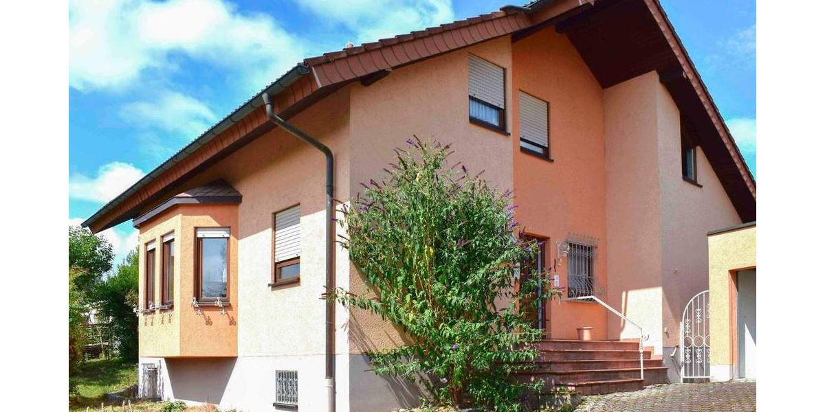 Mehrfamilienhaus, Wohnhaus Sinsheim Steinsfurt - 6 Zimmer, 166 m&sup2;, 575.000&euro; | Angebot:25718943