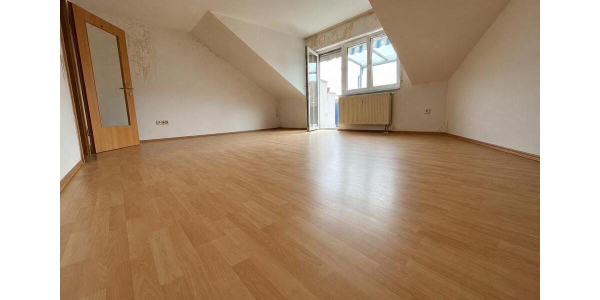 Dachgeschoßwohnung Walldorf - 2 Zimmer, 55 m&sup2;, 215.000&euro; | Angebot:26889092