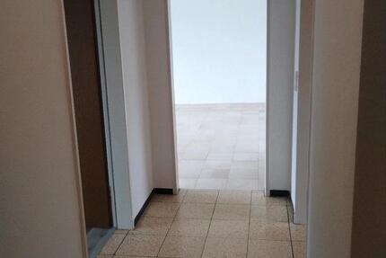 Wohnung Lorsch - 3 Zimmer, 80 m&sup2;, 900&euro; | Angebot:26427176
