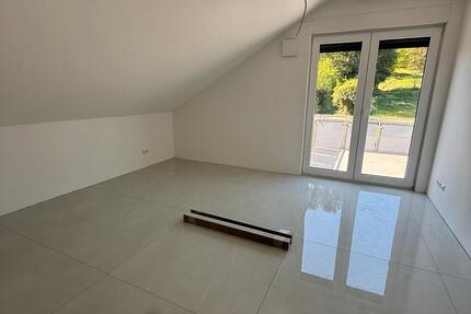 Wohnung Mörlenbach - 3 Zimmer, 90 m&sup2;, 1.250&euro; | Angebot:26444460