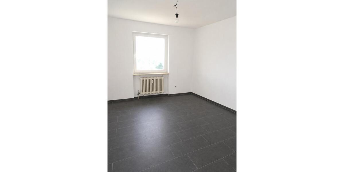 Dachgeschoßwohnung Frankenthal (Pfalz) - 3 Zimmer, 77 m&sup2;, 199.000&euro; | Angebot:26614504