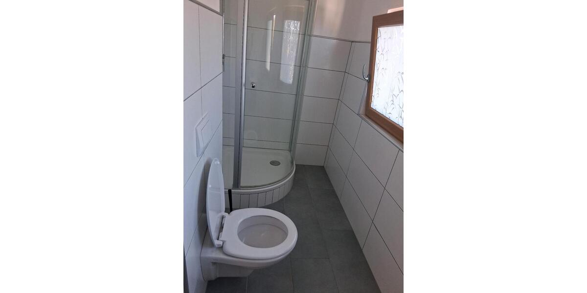 Dachgeschoßwohnung Ludwigshafen am Rhein Mundenheim - 2 Zimmer, 60 m&sup2;, 830&euro; | Angebot:26320358