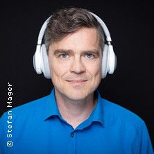 Henning Schmidtke - Es ist nicht alles so scheiße, wie du denkst 21.11.2025 SCHATZKISTL – Theater . Kabarett . Club - Im Leonardo Royal Mannheim