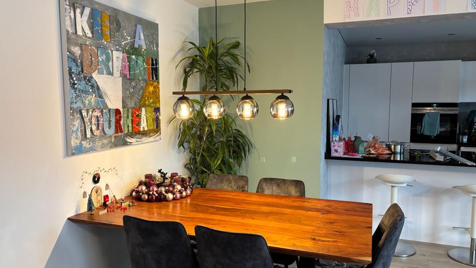 Exklusive Wohnung in begeehrter Wohnlage 5.5 zimmer