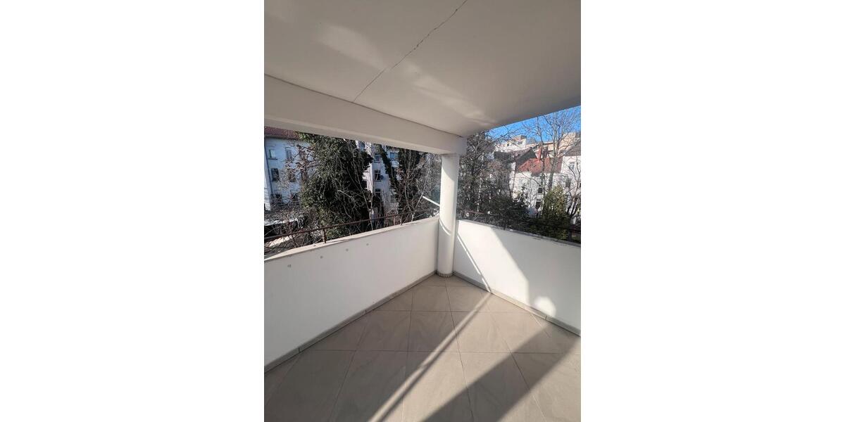 Dachgeschoßwohnung Ludwigshafen am Rhein Ludwigshafen-Hemshof - 3 Zimmer, 95 m&sup2;, 1.120&euro; | Angebot:25370021