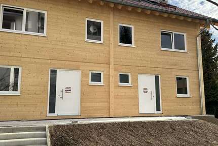 Haus Weinheim - 6 Zimmer, 160 m&sup2;, 1.700&euro; | Angebot:26567148