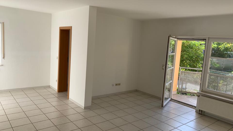Lu- Edigheim, 2 ZKB, Balkon, hell, gepflegt, PKW- Stellplatz 2 zimmer