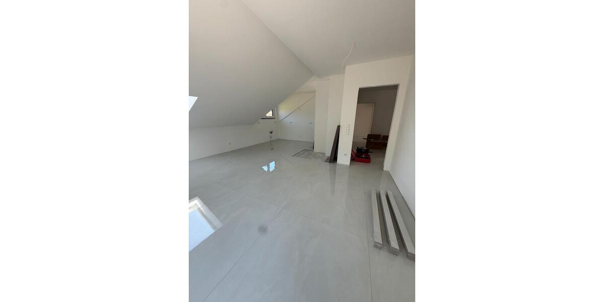 Dachgeschoßwohnung Mörlenbach - 3 Zimmer, 90 m&sup2;, 1.250&euro; | Angebot:26444460