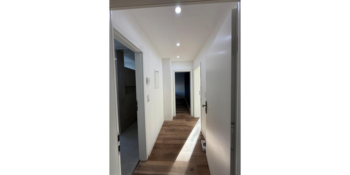 Erdgeschoßwohnung Lampertheim - 3 Zimmer, 70 m&sup2;, 1.300&euro; | Angebot:24860494