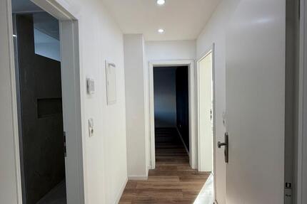 Wohnung Lampertheim - 3 Zimmer, 70 m&sup2;, 1.300&euro; | Angebot:24860494