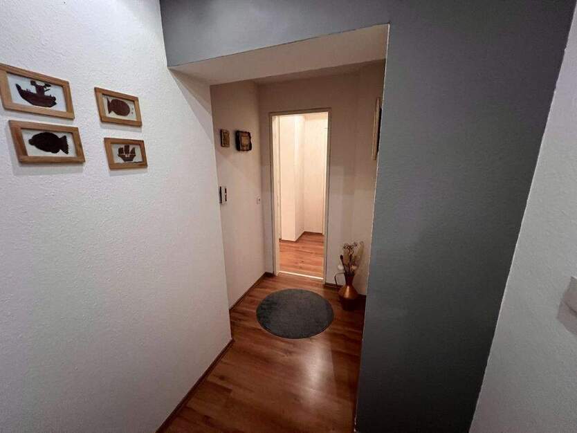 Schöne 2-Zimmer-Wohnung mit Balkon und EBK 2 zimmer