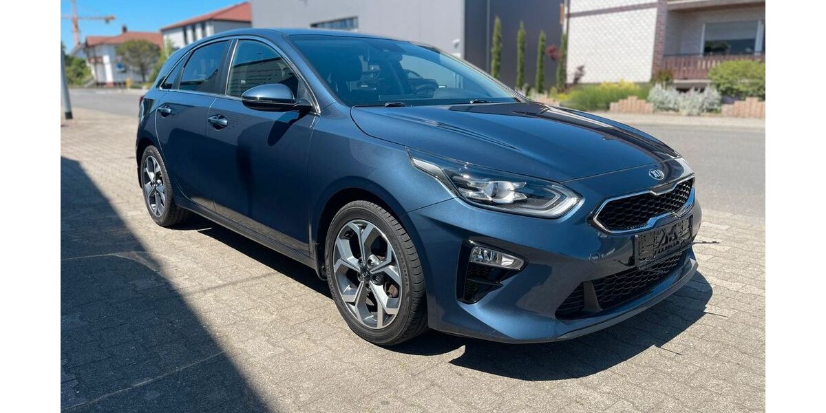 Kia ceed / Ceed 94.500 km 13.700 &euro; Mannheim 68305