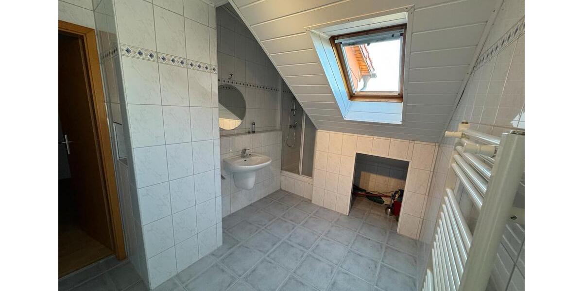 Einfamilienhaus Sinsheim - 9 Zimmer, 184 m&sup2;, 649.000&euro; | Angebot:26897390