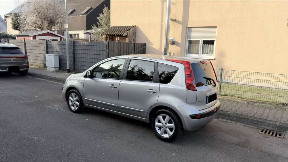 Nissan Note 104.000 km 4.550 &euro; Mannheim 68307