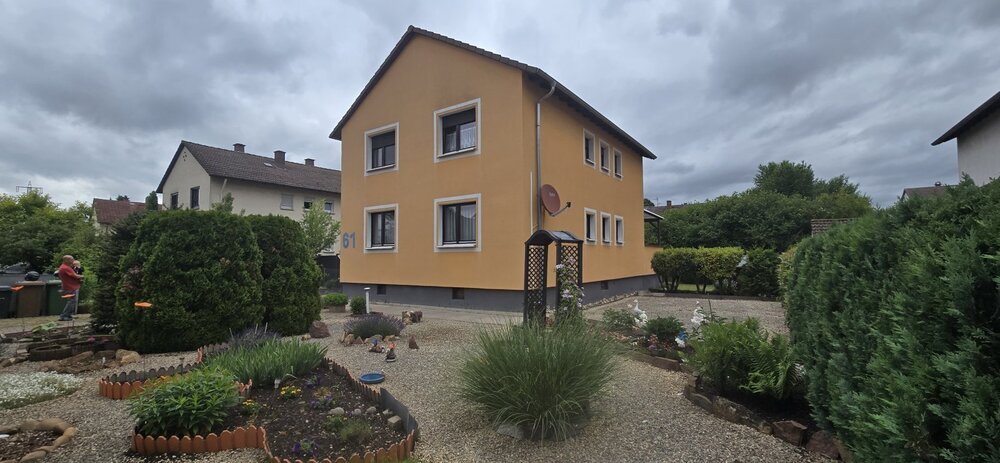 Bensheim, 2 Fam.Hs. -Erbpachtgrdst.- zimmer