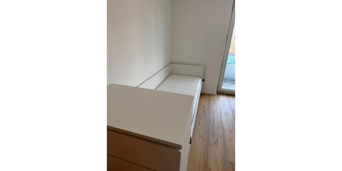 Etagenwohnung Ilvesheim - 1 Zimmer, 21 m&sup2;, 650&euro; | Angebot:26423356