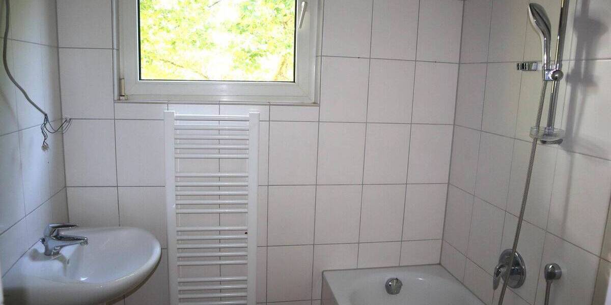 Etagenwohnung Ludwigshafen Friesenheim/Nord - 4 Zimmer, 80 m&sup2;, 1.200&euro; | Angebot:26908856