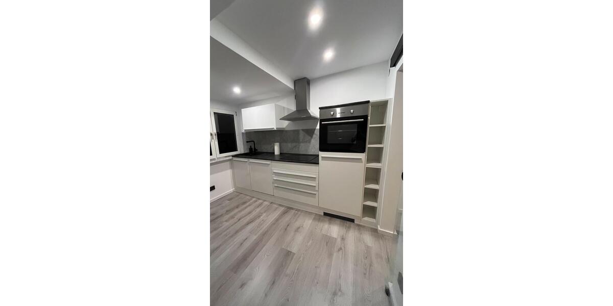 Dachgeschoßwohnung Ludwigshafen am Rhein Ludwigshafen-Hemshof - 2 Zimmer, 57 m&sup2;, 1.000&euro; | Angebot:26288388