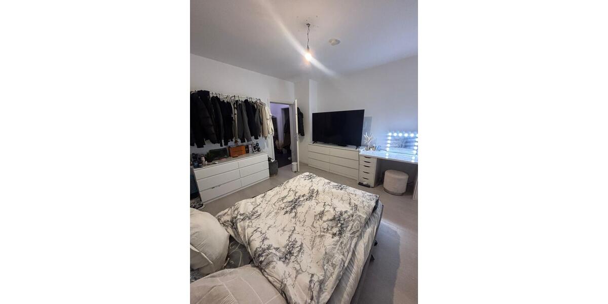 Etagenwohnung Ludwigshafen am Rhein Ludwigshafen-Oggersheim - 1 Zimmer, 60 m&sup2;, 850&euro; | Angebot:26341525