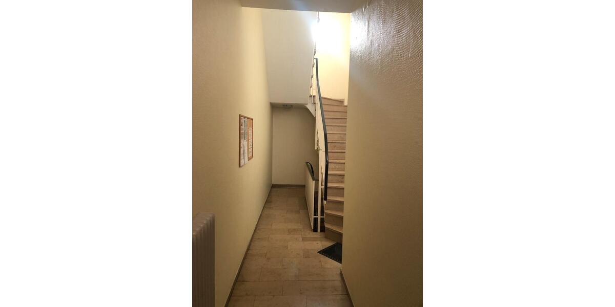 Etagenwohnung Ludwigshafen am Rhein Ludwigshafen-Hemshof - 3 Zimmer, 70 m&sup2;, 1.300&euro; | Angebot:25431706