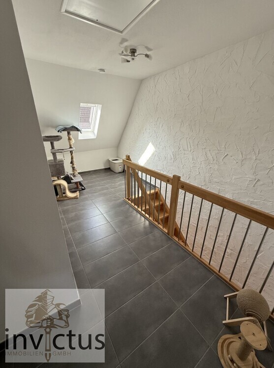 Solide vermietetes (1.678EUR kalt) Zweifamilienhaus mit modernem Komfort im Herzen von Ittlingen 4.5 zimmer