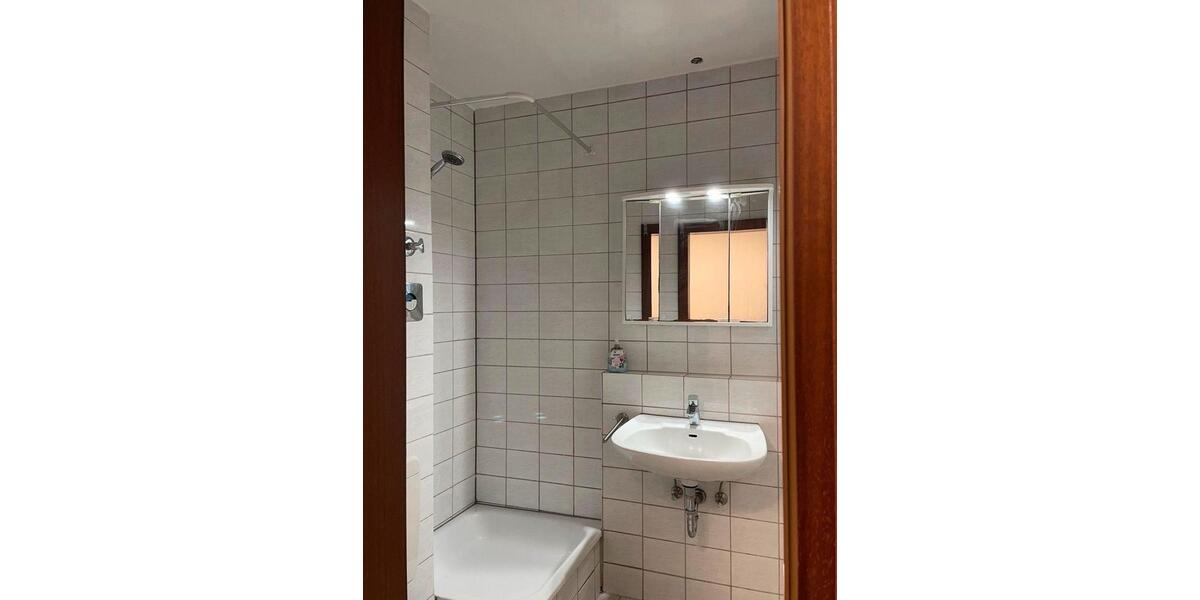 Etagenwohnung Ludwigshafen am Rhein - 1 Zimmer, 24 m&sup2;, 74.000&euro; | Angebot:26805698