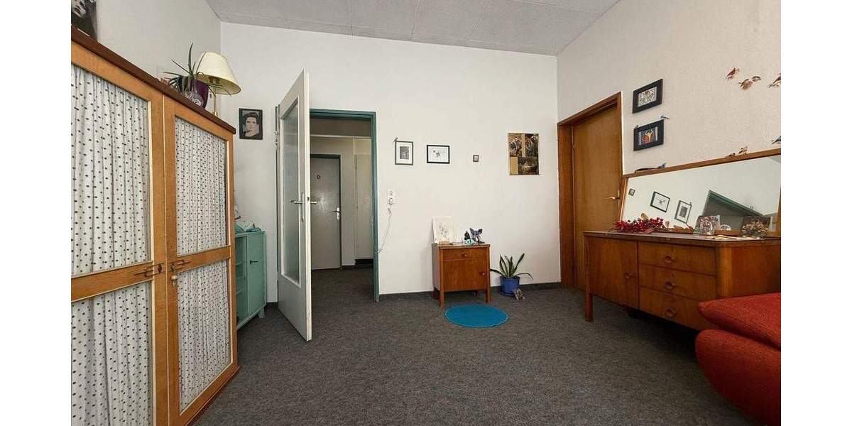Etagenwohnung Mannheim Neckarau - 5 Zimmer, 177 m&sup2;, 295.000&euro; | Angebot:25525206
