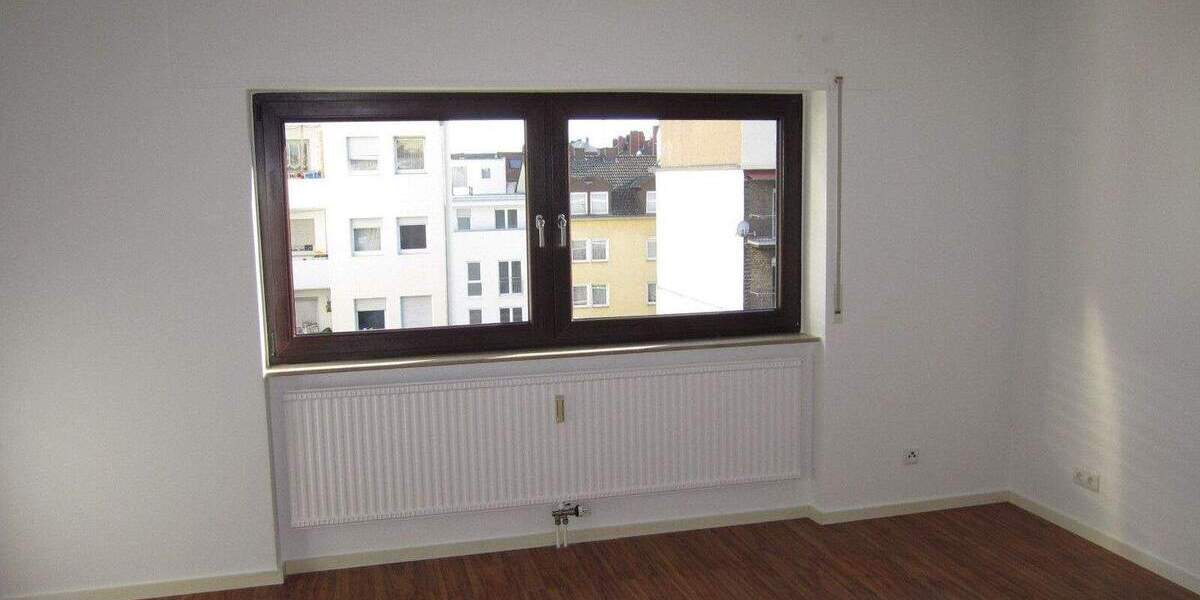 Etagenwohnung Ludwigshafen am Rhein Süd - 3 Zimmer, 102 m&sup2;, 179.000&euro; | Angebot:24334055