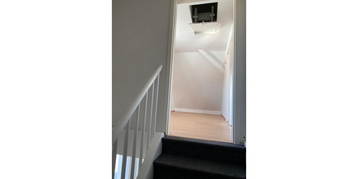 Reihenhaus Mannheim Käfertal - 6 Zimmer, 98 m&sup2;, 1.700&euro; | Angebot:26134282