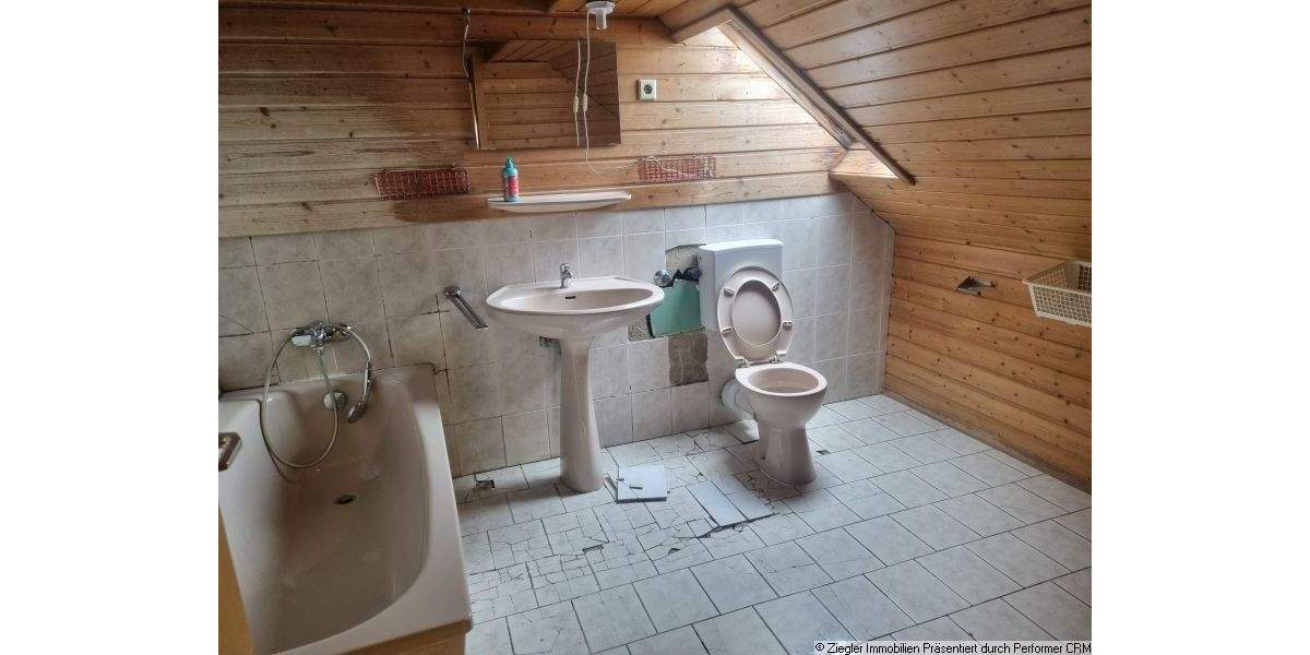 Mehrfamilienhaus, Wohnhaus Edingen-Neckarhausen Neckarhausen - 8 Zimmer, 129 m&sup2;, 425.000&euro; | Angebot:25681570