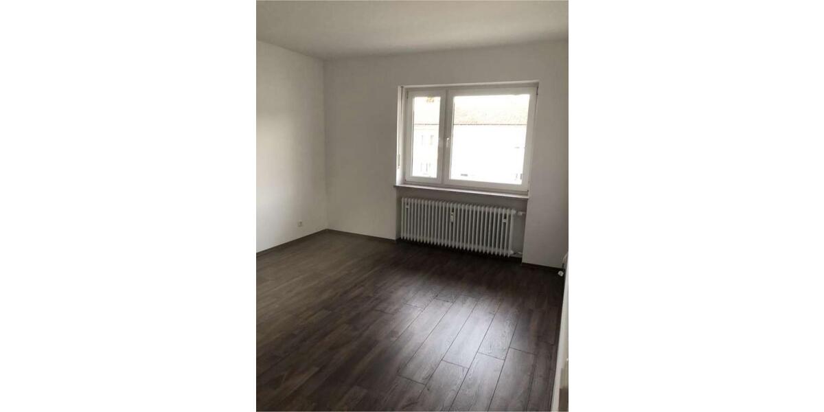 Etagenwohnung Hemsbach - 2 Zimmer, 65 m&sup2;, 700&euro; | Angebot:25350423