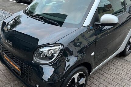 Smart ForTwo 15.744 km 12.990 € Mannheim 68307