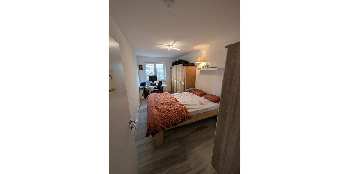 Etagenwohnung Leimen - 2 Zimmer, 65 m&sup2;, 1.150&euro; | Angebot:26700995