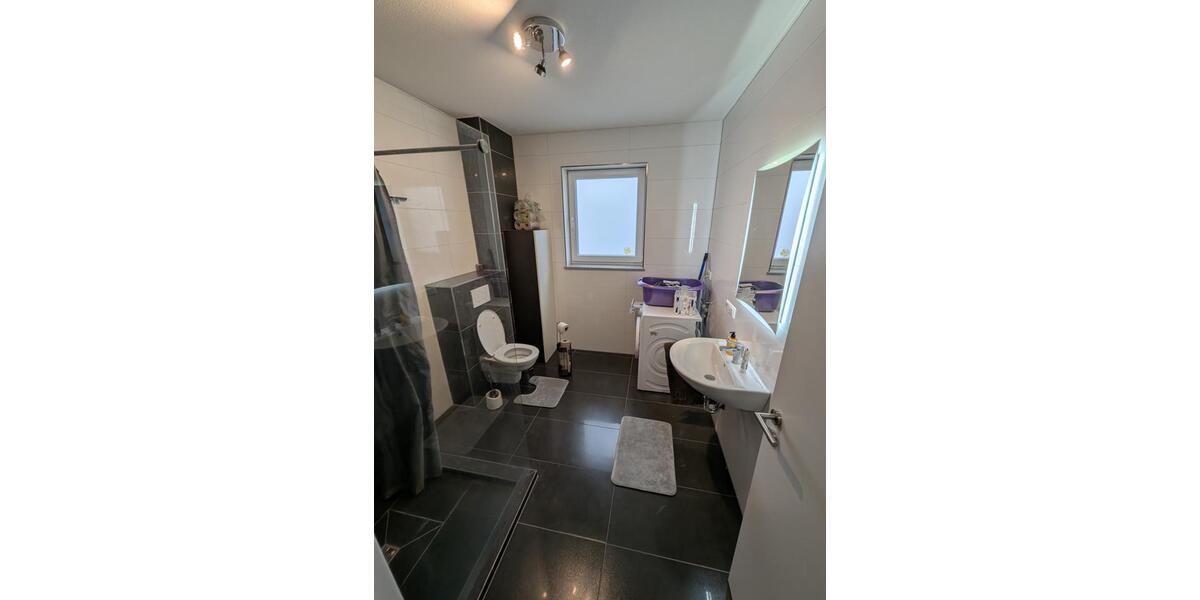 Etagenwohnung Leimen - 2 Zimmer, 65 m&sup2;, 1.150&euro; | Angebot:26700995