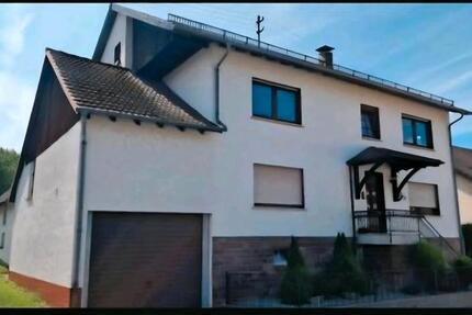 Haus Neckargemünd - 10 Zimmer, 195 m&sup2;, 410.000&euro; | Angebot:27134727