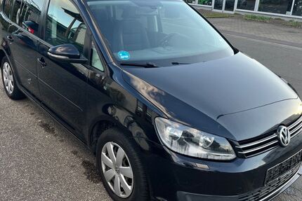 VW Touran 287.079 km 3.399 &euro; Hockenheim 68766