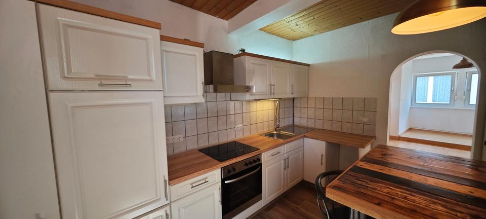 Etagenwohnung Viernheim - 2 Zimmer, 75 m&sup2;, 950&euro; | Angebot:26402928
