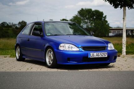Honda Civic 256.600 km 2.800 &euro; Ludwigshafen am Rhein 67063