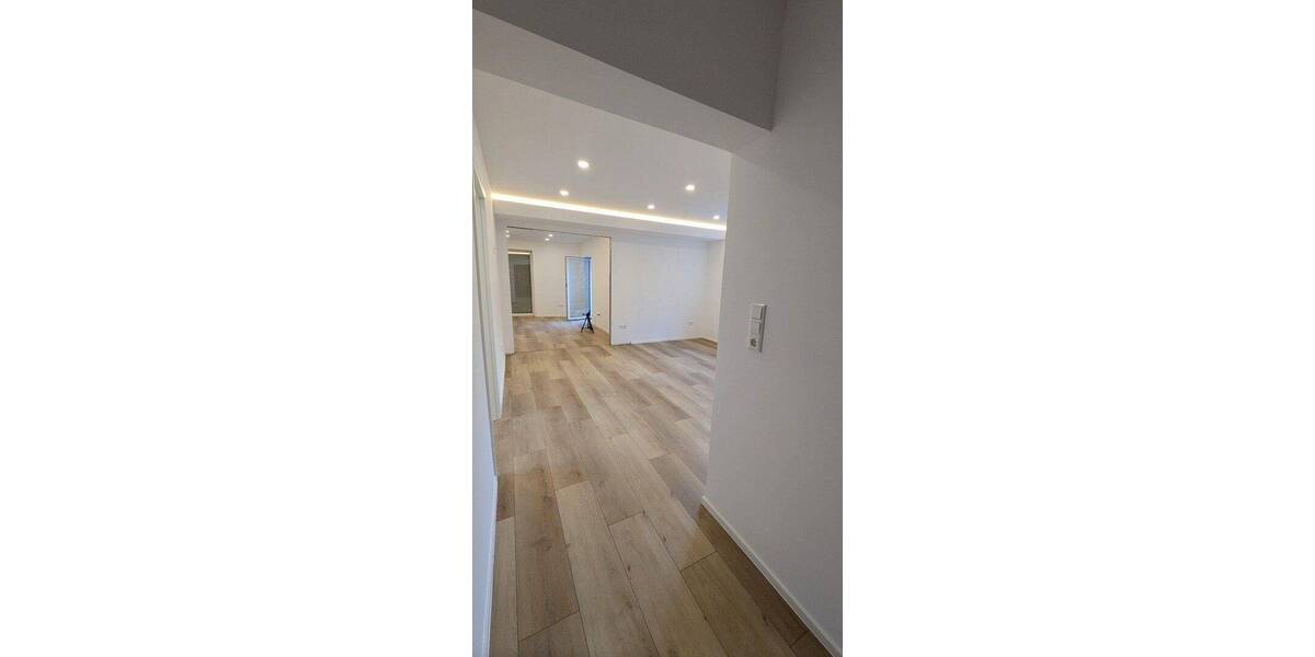 Etagenwohnung Mannheim Neckarstadt - 4 Zimmer, 82 m&sup2;, 1.035&euro; | Angebot:26885005