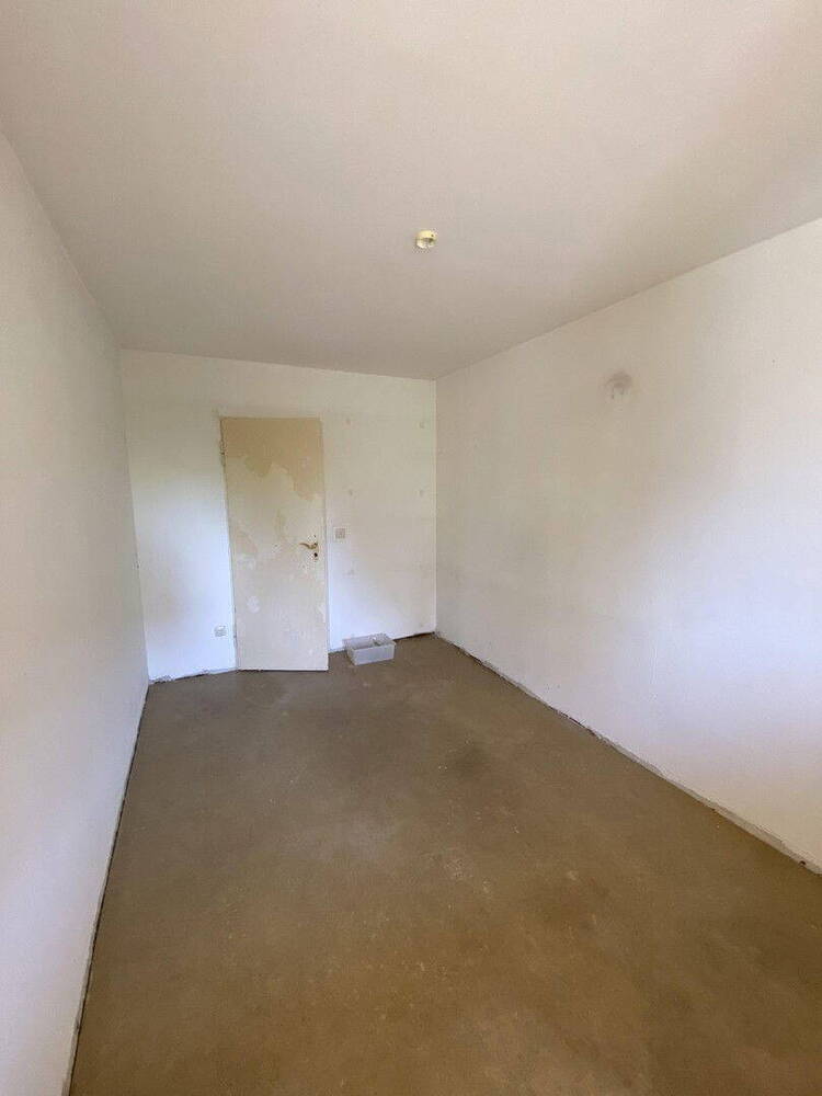 Großzügiges Potenzial: 4-Zimmer-Wohnung in begehrter Lage von Mannheim Waldhof Ost