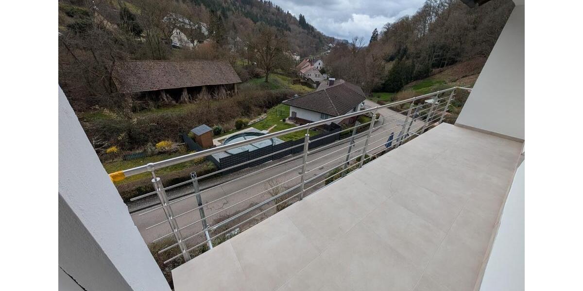 Etagenwohnung Eberbach - 3 Zimmer, 104 m&sup2;, 975&euro; | Angebot:26662154